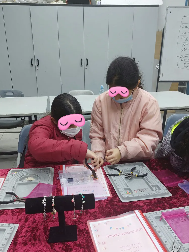 הפעלות לקייטנות עם תמר דנחי